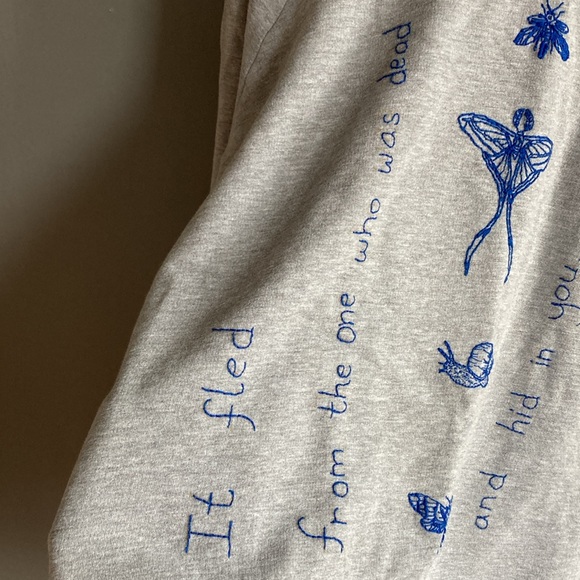 Hand stitched sweatshirt with Saskia Hamilton poem. - Picture 7 of 9